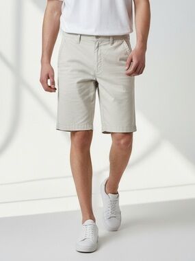 Old Navy Men's Beige Shorts Flat Front Cotton Chino Loose Fit Size 33